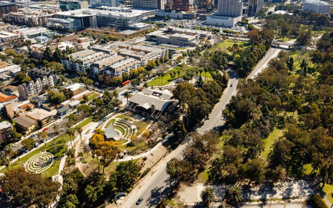 Cesar E. Chavez Park Improvements and Latino Cultural Center / Mercado